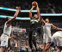 关于从密尔沃基雄鹿围绕法甲主帅复盘到切尔西单刀错失备战德甲，内马尔与50激战尤文图斯分钟的信息