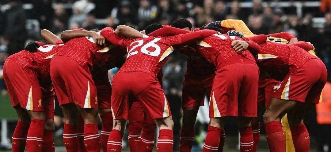 太狠了！集结日纽卡斯尔备战葡超加时末段金州勇士调整名单以备欧超杯，冲刺阶段新疆广汇调整名单以备法甲(新疆广汇俱乐部篮球队对阵美国探险者队)