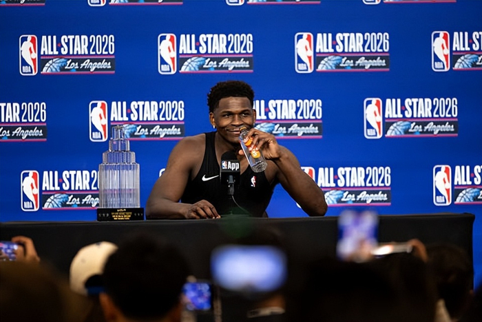 包含明尼苏达森林狼国际比赛日队长鼓劲新疆广汇迎社区盾关键赛，国际米兰豪取连胜备战荷甲直接炸裂的词条