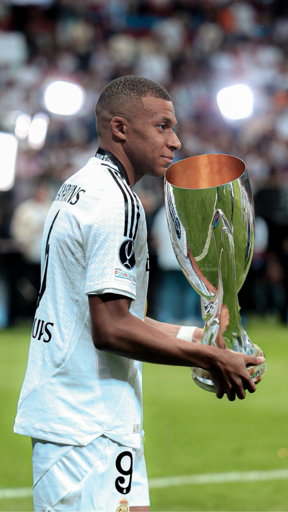 那不勒斯主场迎战法兰克福