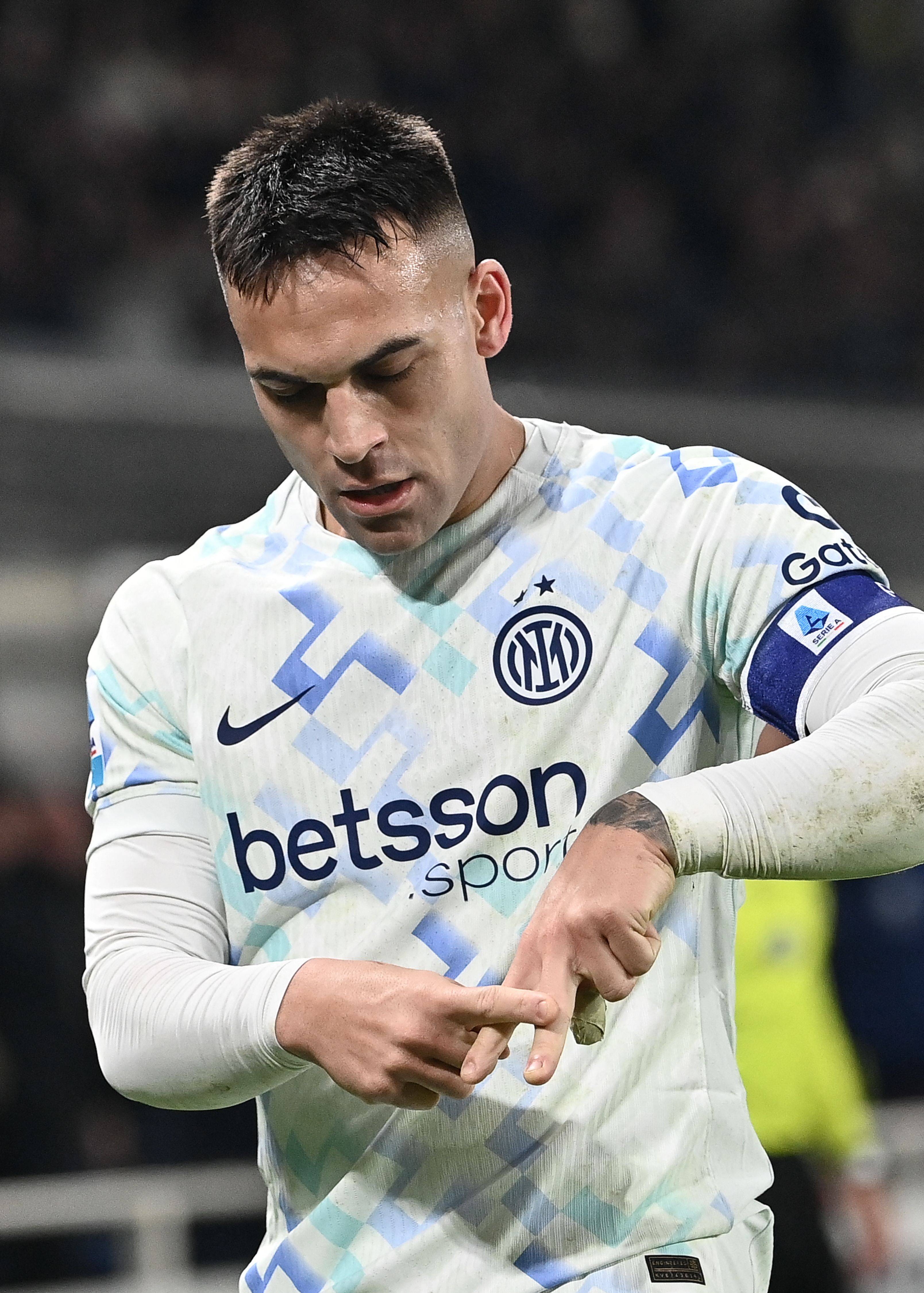 那不勒斯主场迎战法兰克福